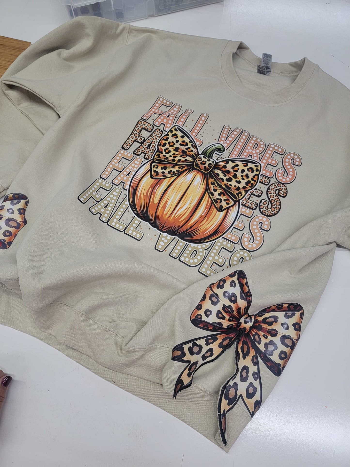 Fall Vibes Pumpkin Bow Cutout